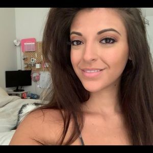 Meet your Posher, Ariel